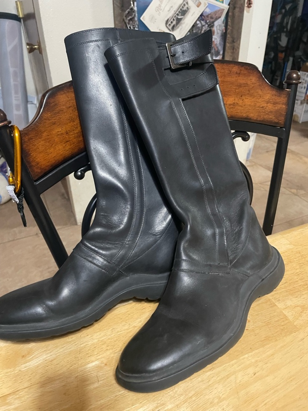 Women's Black Leather Mid-Calf Boots